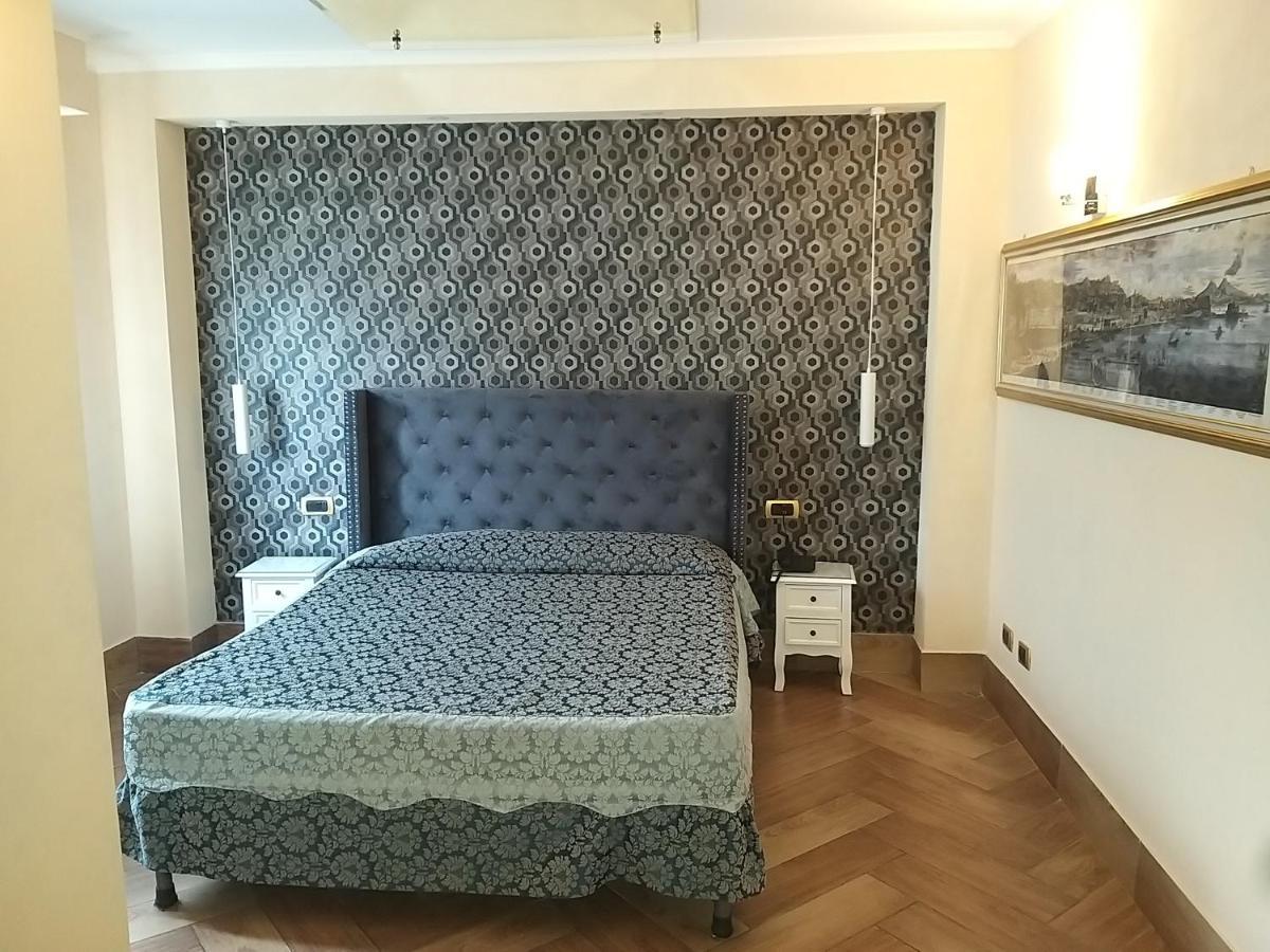 Hotel Kursaal نابولي المظهر الخارجي الصورة