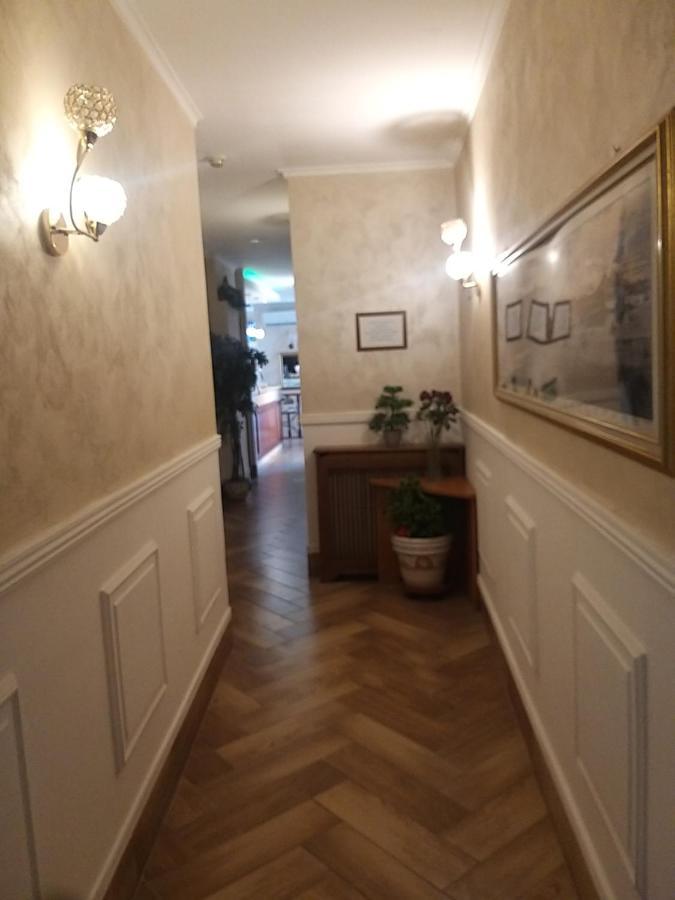 Hotel Kursaal نابولي المظهر الخارجي الصورة